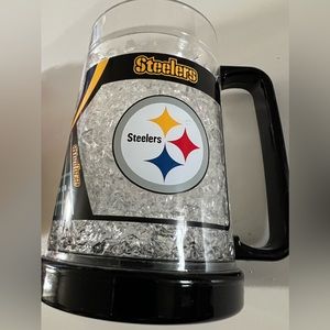 Pittsburgh Steeler insulated plastic mug